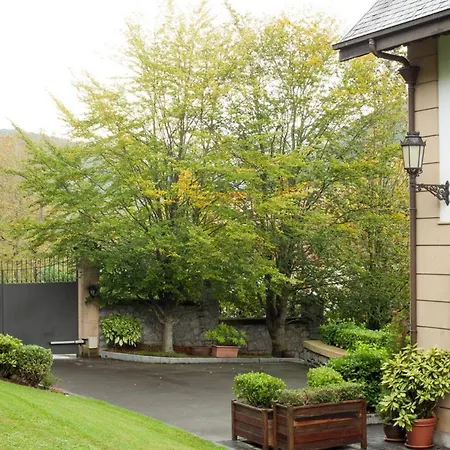 Family In With Mountain View Prázdninový dům