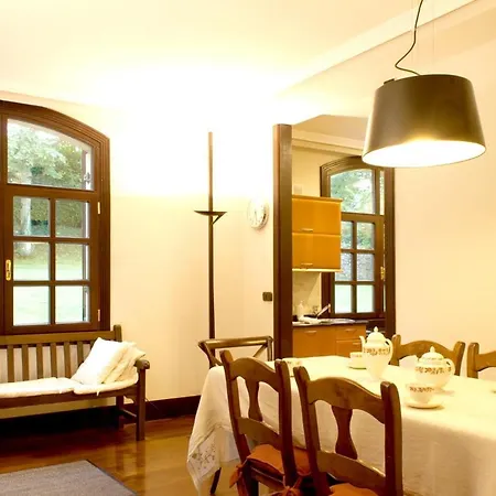 Casa vacanze Family In With Mountain View